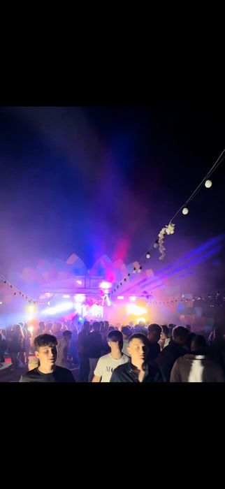 Programare schela de lumini trupe, dj, petreceri, cluburi, saloane de evenimente