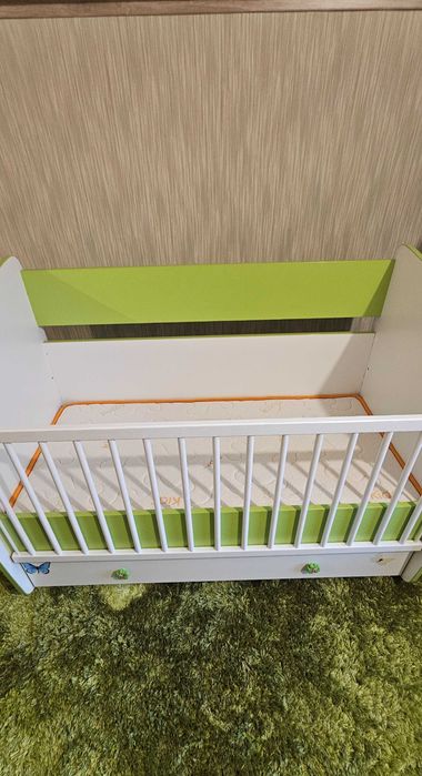 Бебешко легло с матрак