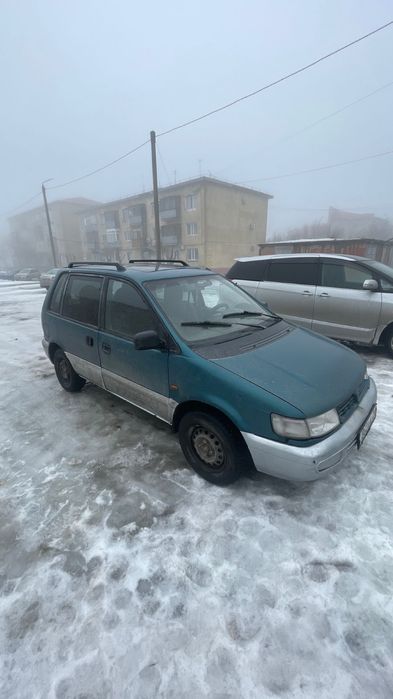 сатылымда Mitsubishi Space Runner