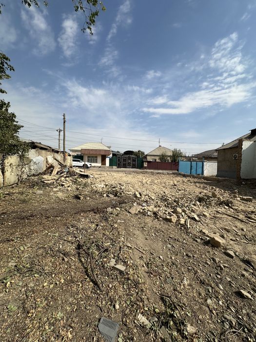 Земельный участок