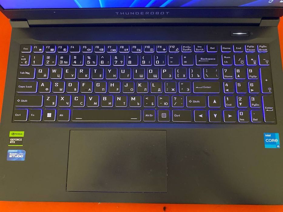 ноутбук игровой Thunderobot 911s