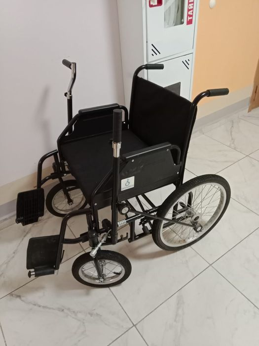 Инвалидная коляска