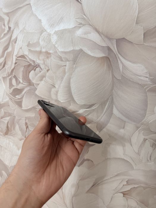 IPhone 11/128Gb - В отличном состоянии