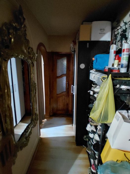 Продам 2 квартиры в одном доме ,в одном подъезде на 3 и 4 этажах