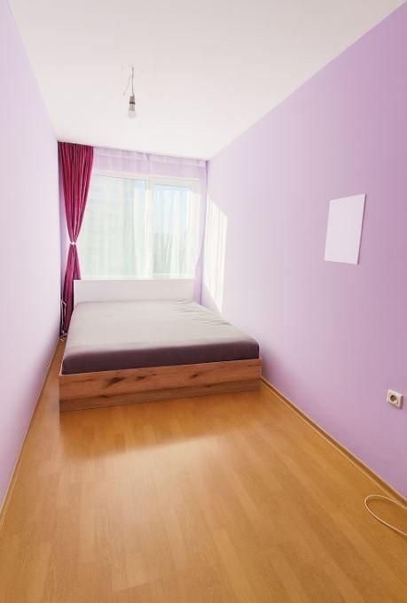 Дава се под наем Двустаен апартамент в Варна, Левски - 60 кв.м за 425 € - Снимка #2