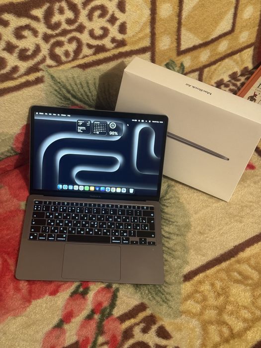 MacBook Air M1 8/256 98%
