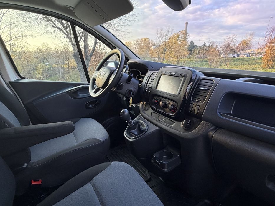 Opel vivaro 1.6 Diesel-O singura turbina 120 Cp - 119.000