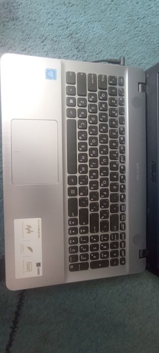 Продам ноутбук Asus