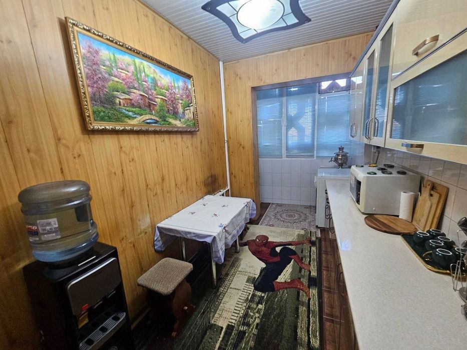 Квартира на Дружба Народов -Камолон ош 3/7/9 общ пл 72м