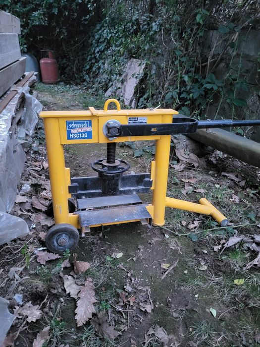 Ghilotina de tăiat pavaj și caramizi