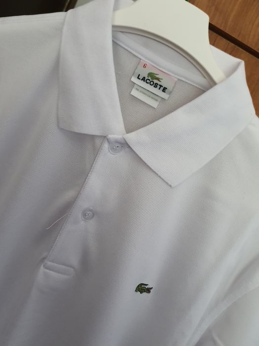 Vând tricou Lacoste