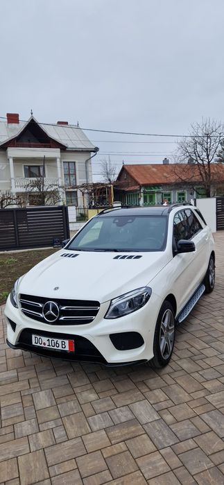 Vand Mercedes GLE 350 D / 4MATIC / Pachet AMG / Airmatic / 2019