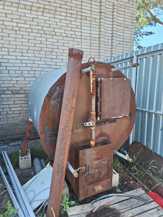 Печь для производства древесного улля.