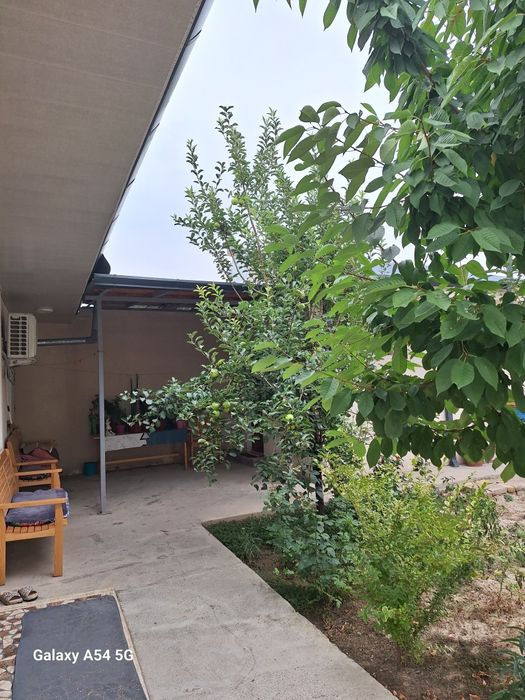 Коттедж сотилади,евро ремонт,айрим жихозлари билан