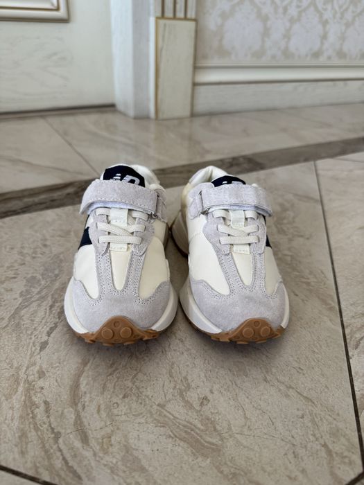 Кроссовки детские