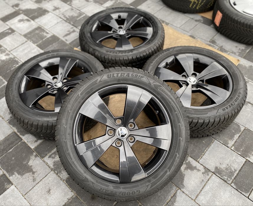 Roti iarna 17 Skoda Superb 215/55R17 Good Year DOT2022