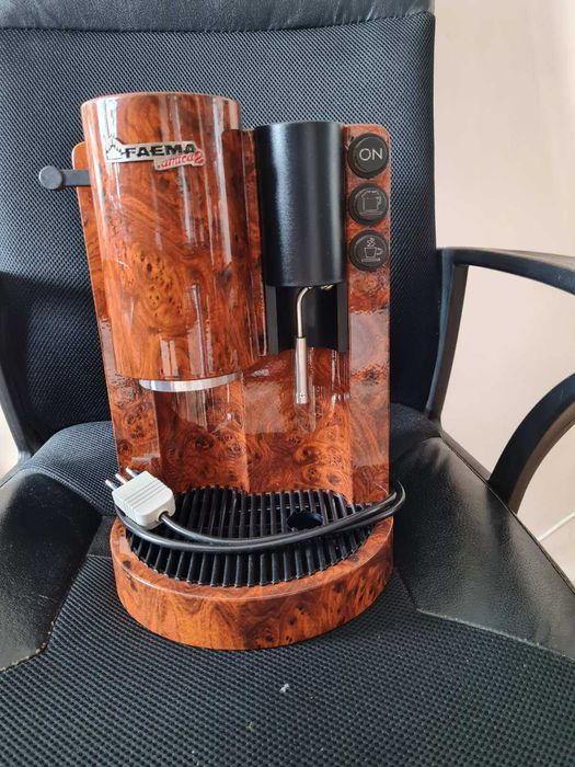 Професионална Кафемашина FAEMA Amica 2 гр. София Младост 1А • OLX.bg