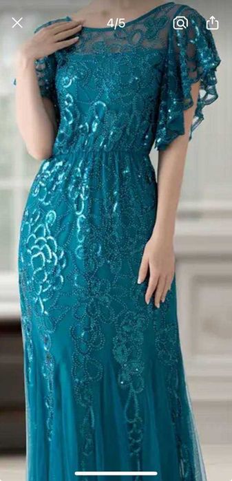 Платье нарядное красивое