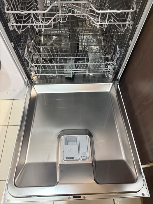 Masina de spalat vase Beko