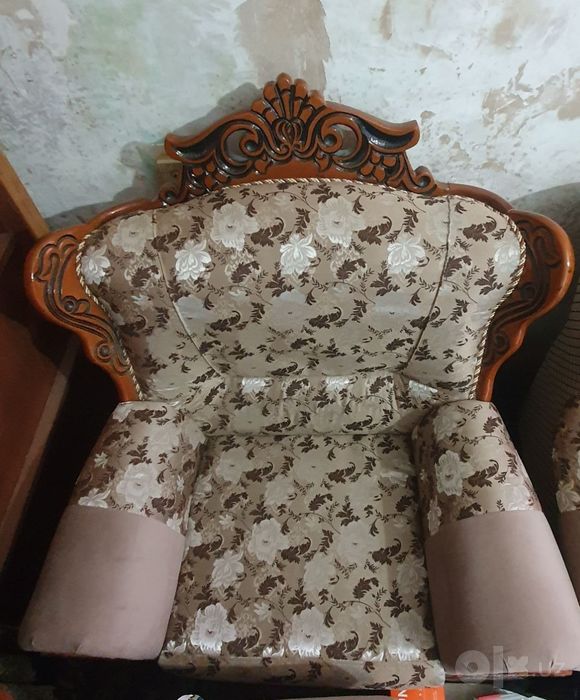 Divan 2ta kreslosi bor