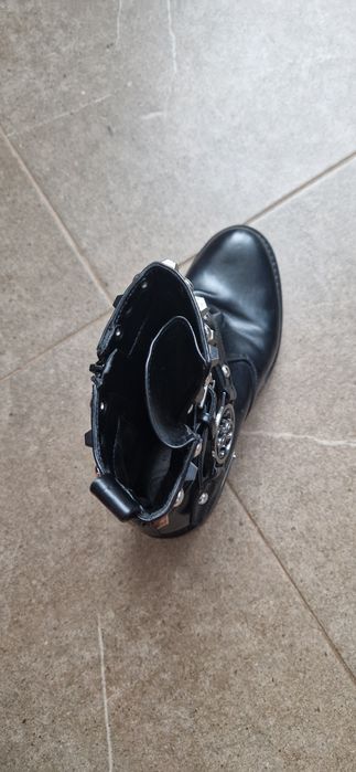 Еко кожа Guess боти 37 размер