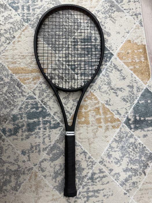 Продаётся ракетка Wilson pro staff
