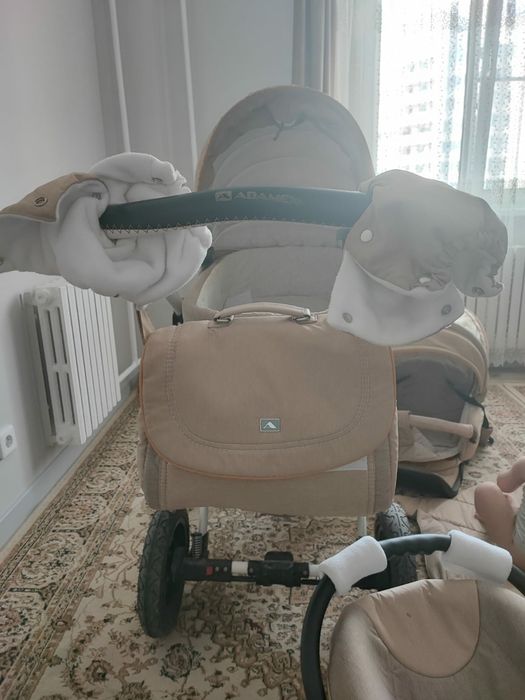Продам коляску Adamex