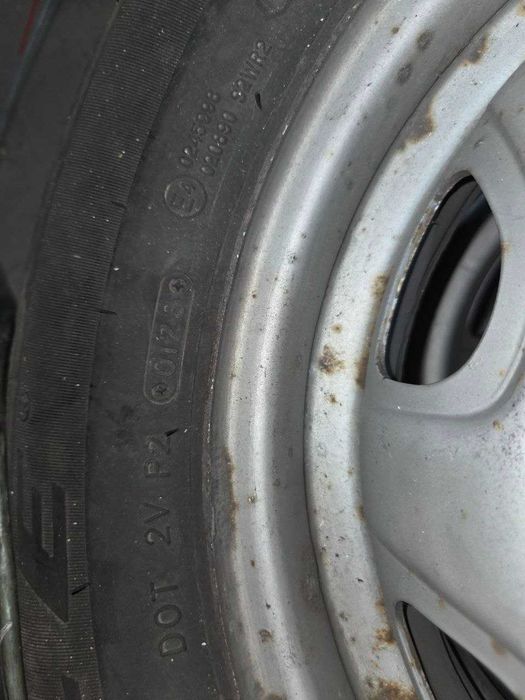 Шины с дисками 175/70 R13 Triangle