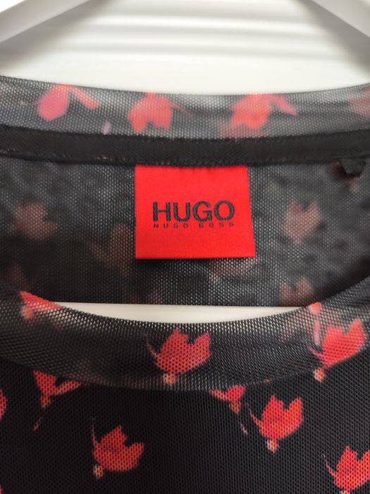 Оригинална рокля Hugo