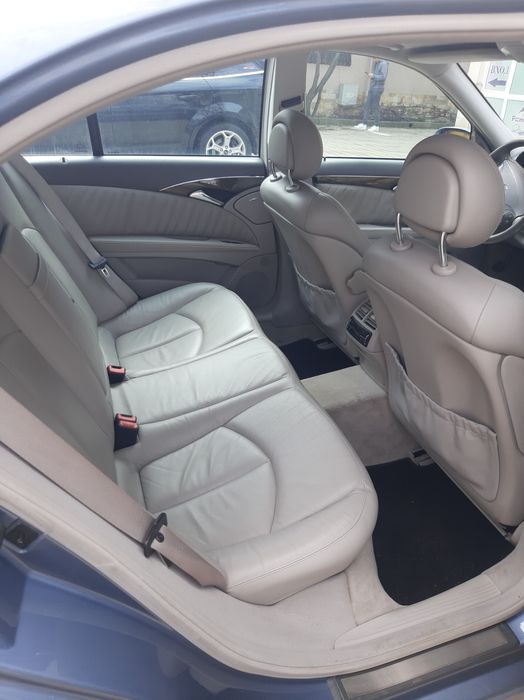 Продавам мерцедес Е класа