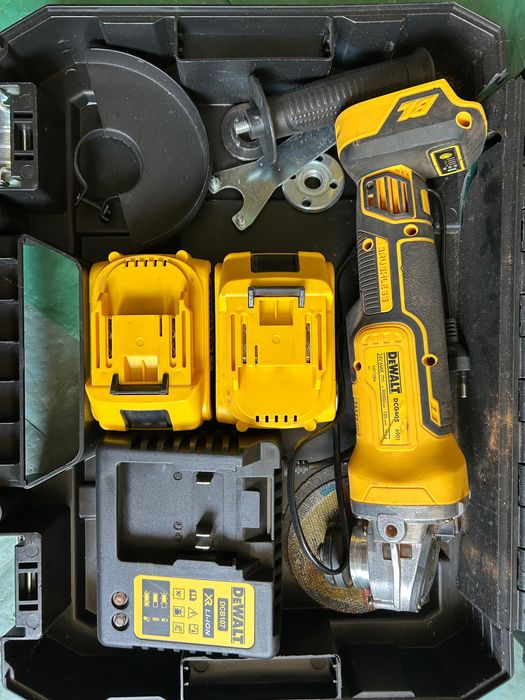 Vind flex Dewalt DCG405 (se opreste cand se incalzeste)