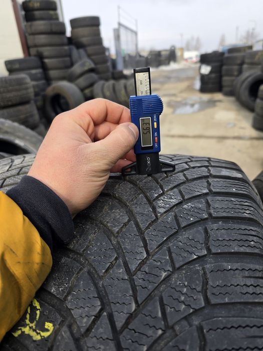 Anvelope de iarna 215-65r17 Bridgestone