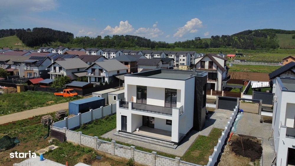 Vila premium cu 4 camere de vânzare în Sânpetru