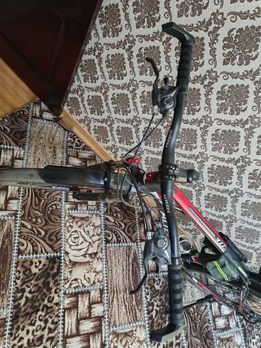 Продам велосипед ALTEZZA 29 размер