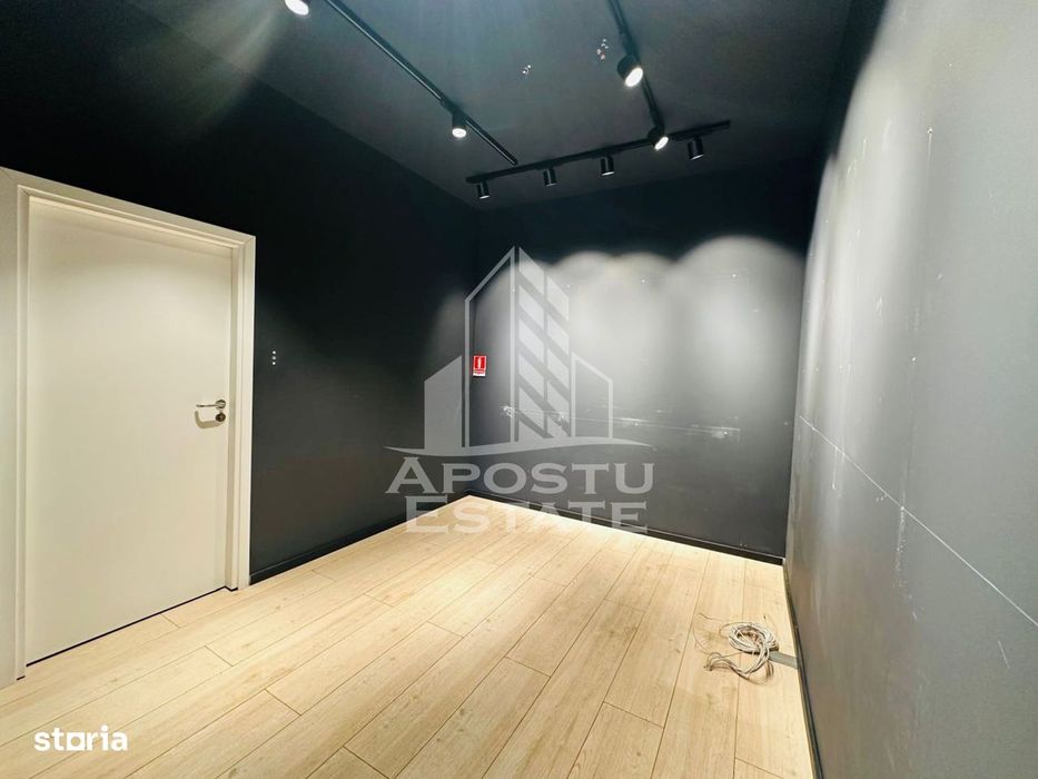 Spatiu Comercial,