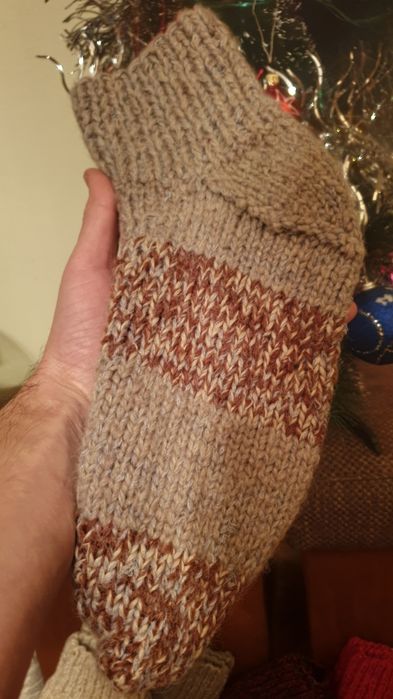 Ciorapi din lana draguti, lucrati manual, dama si barbat