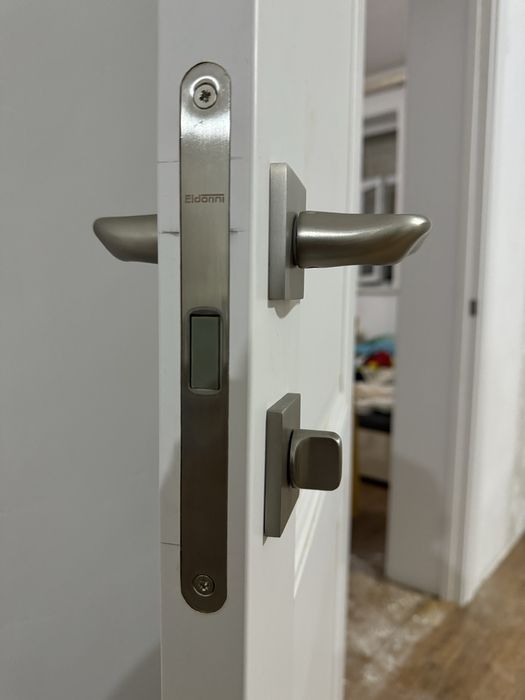 Установка дверей