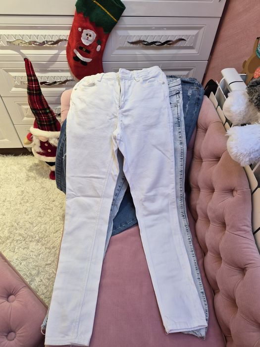 Продавам ZARA дънки за момиче