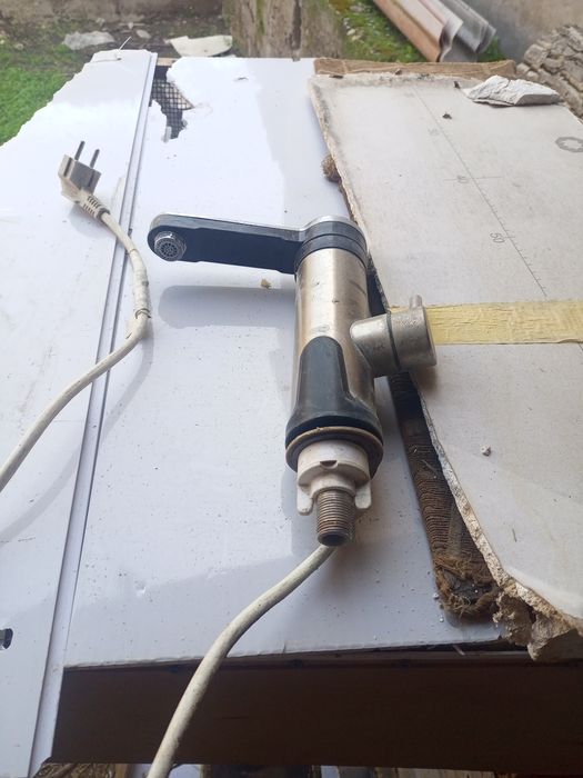 Продается свои разные смесители