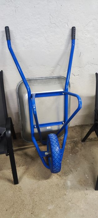 Продам тачку строительную