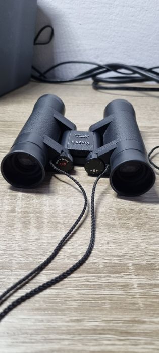 Binoclu compact Zeiss 10x25 B, made in Germany