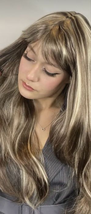 Продам новый длинный парик