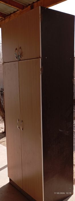 Шифоньер  сатылады 500000 сум