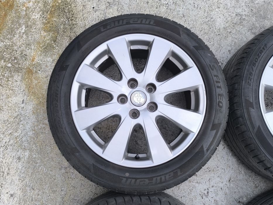 17 цола джанти с гуми за Toyota Avensis T27 5x114.3 мм