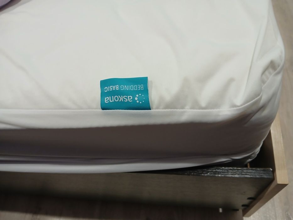 Спальный гарнитур продаётся