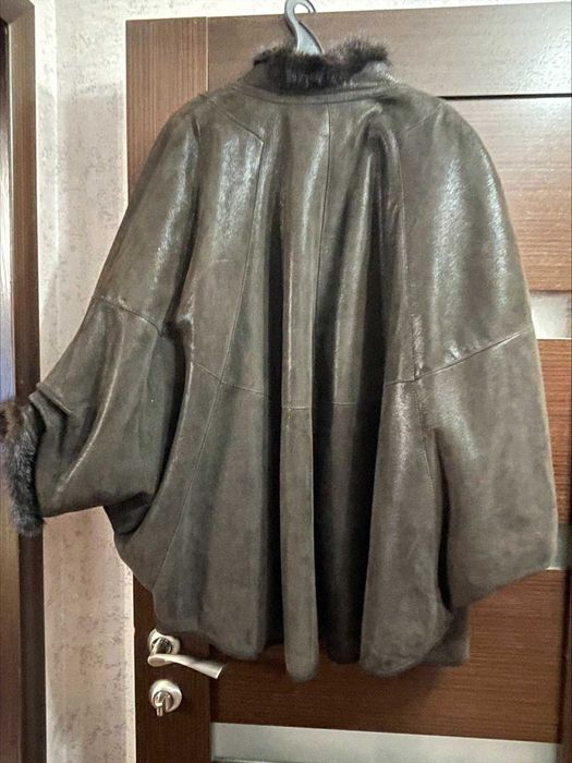 Дубленка модель летучая мышь