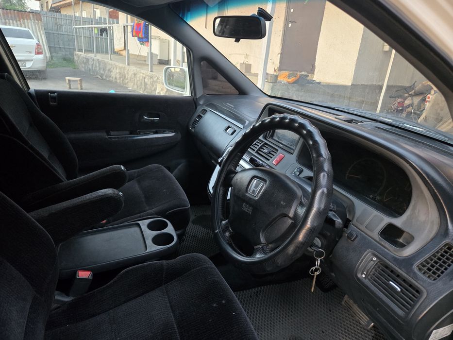 Автомобиль Хонда Одиссей