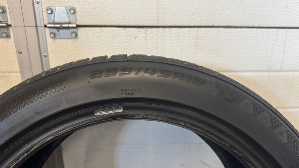 Falken Euroall season as220 Pro 235 45 18