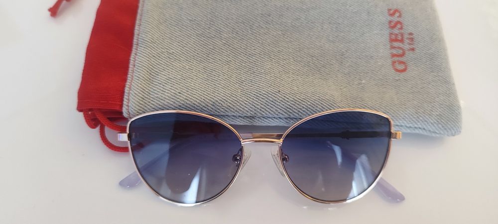 Слънчеви очила GUESS KIDS