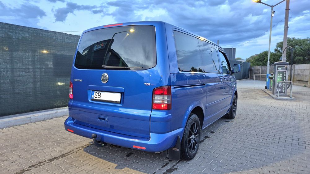 VOLKSWAGEN Multivan 2003 — imagine 4
